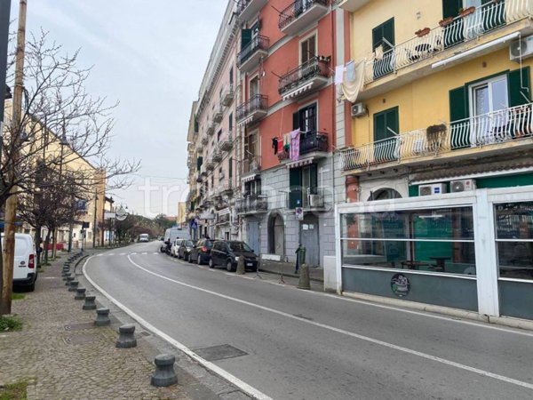 negozio in vendita a Castellammare di Stabia in zona Centro Città