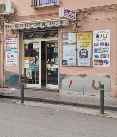 negozio in vendita a Castellammare di Stabia