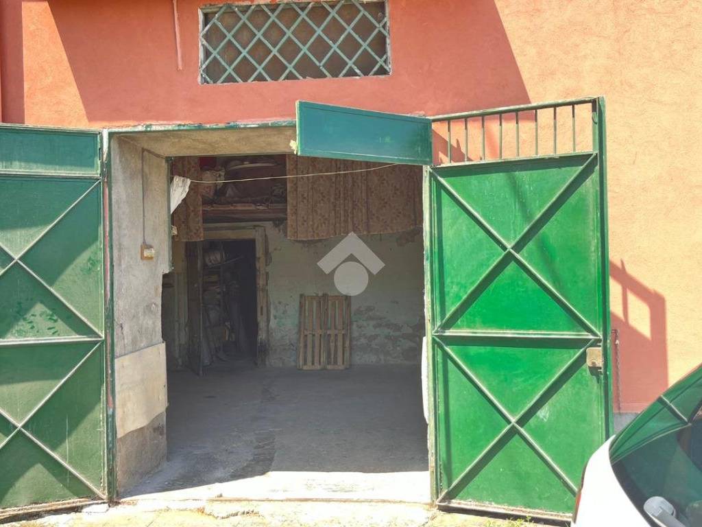 casa indipendente in vendita a Castellammare di Stabia in zona Scanzano