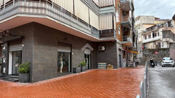 negozio in vendita a Castellammare di Stabia