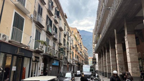 appartamento in vendita a Castellammare di Stabia in zona Centro Città