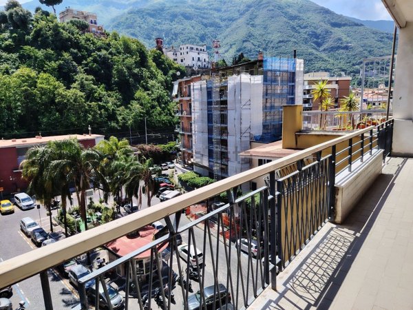 appartamento in vendita a Castellammare di Stabia