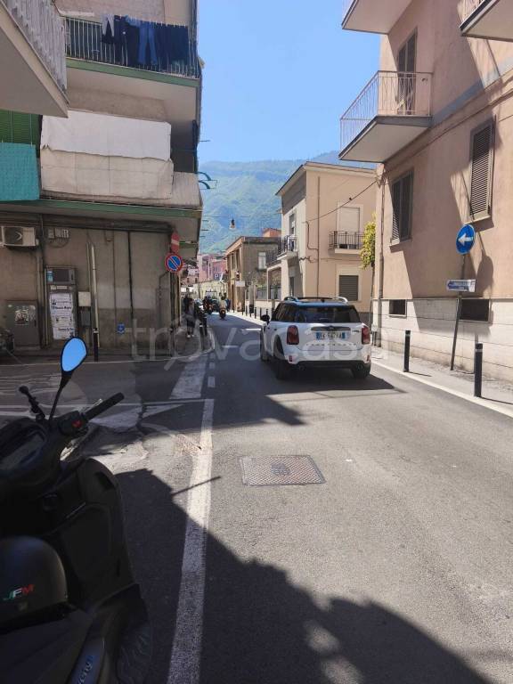 negozio in vendita a Castellammare di Stabia