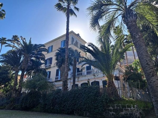 appartamento in vendita a Castellammare di Stabia in zona Fratte
