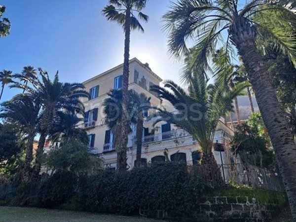 appartamento in vendita a Castellammare di Stabia in zona Centro Città