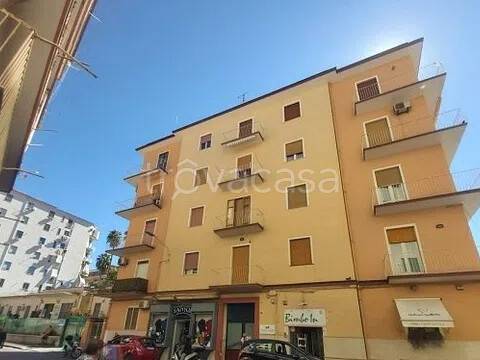appartamento in vendita a Castellammare di Stabia in zona Varano