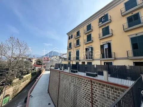 appartamento in vendita a Castellammare di Stabia in zona Fratte