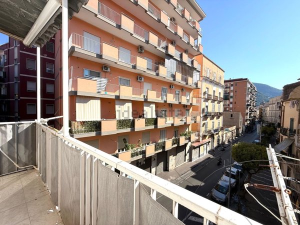 appartamento in vendita a Castellammare di Stabia in zona Centro Città