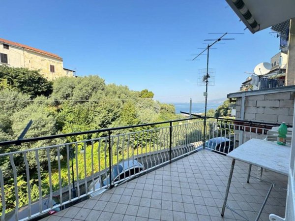 appartamento in vendita a Castellammare di Stabia in zona Pozzano