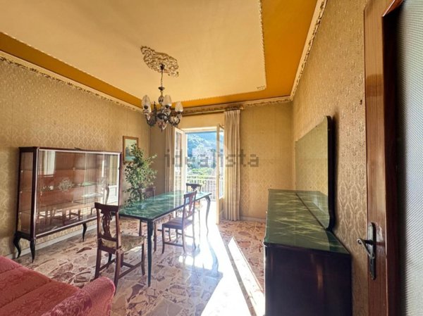 appartamento in vendita a Castellammare di Stabia in zona Centro Città
