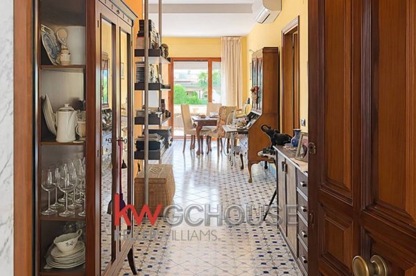 appartamento in vendita a Castellammare di Stabia in zona Centro Città