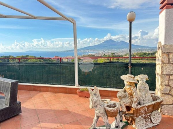 appartamento in vendita a Castellammare di Stabia in zona Privati