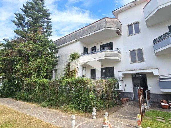 appartamento in vendita a Castello di Cisterna