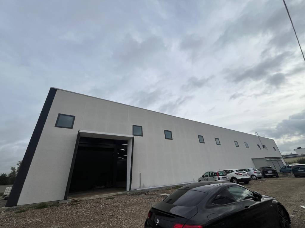 villa in vendita a Castello di Cisterna