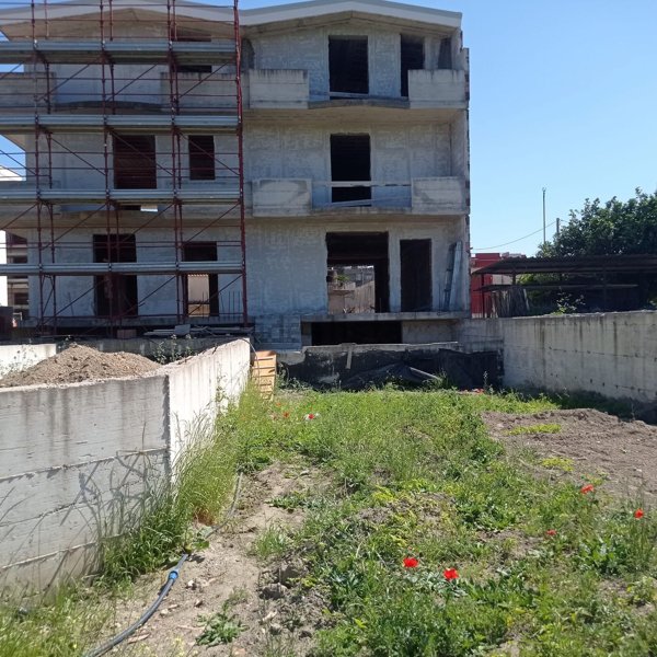 casa indipendente in vendita a Castello di Cisterna