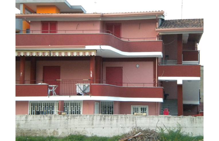 casa indipendente in vendita a Castello di Cisterna