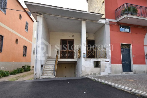 casa indipendente in vendita a Castello di Cisterna