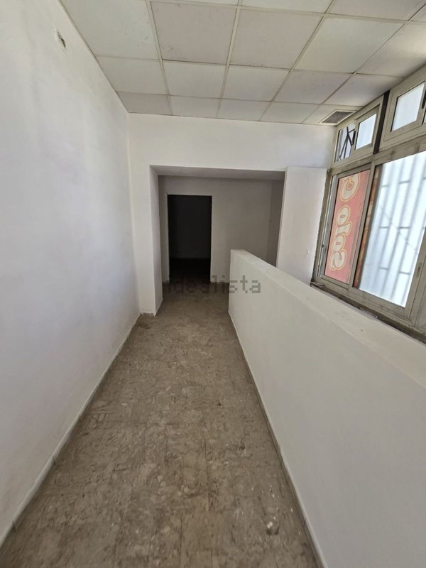 locale commerciale in vendita a Cercola