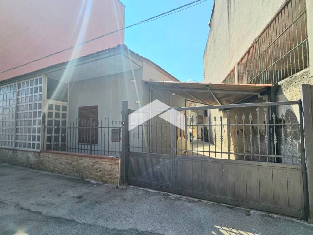 appartamento in vendita a Cercola in zona Caravita