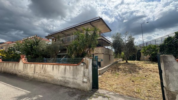 casa indipendente in vendita a Cicciano