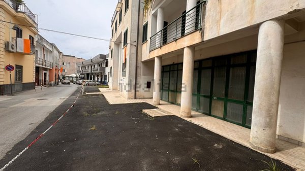 locale commerciale in vendita a Cicciano