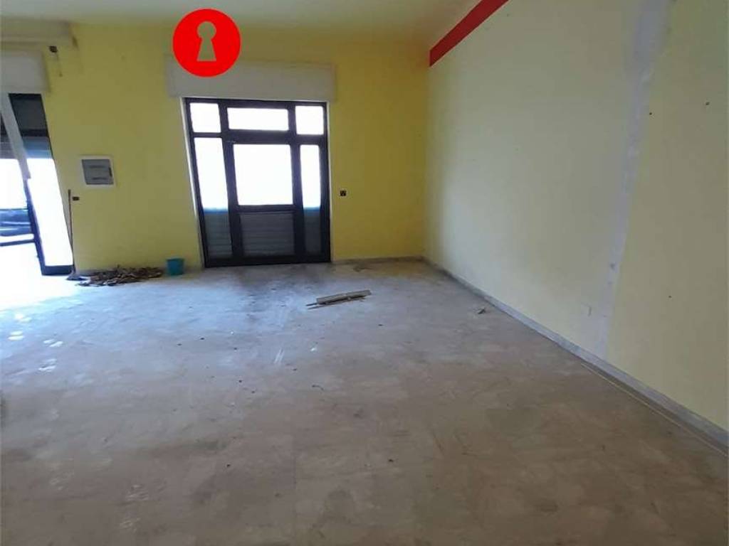 negozio in vendita a Cicciano