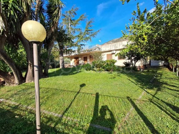 casa indipendente in vendita a Cicciano