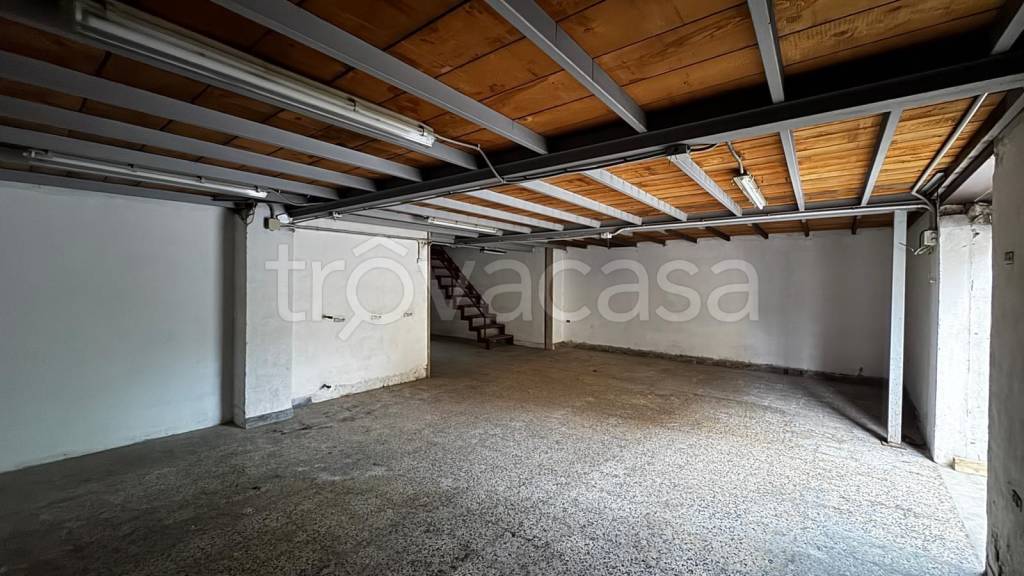 negozio in vendita a Cicciano