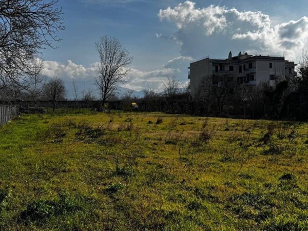 terreno edificabile in vendita a Cicciano