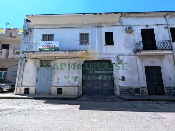 casa indipendente in vendita a Cimitile