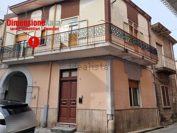 casa indipendente in vendita a Cimitile