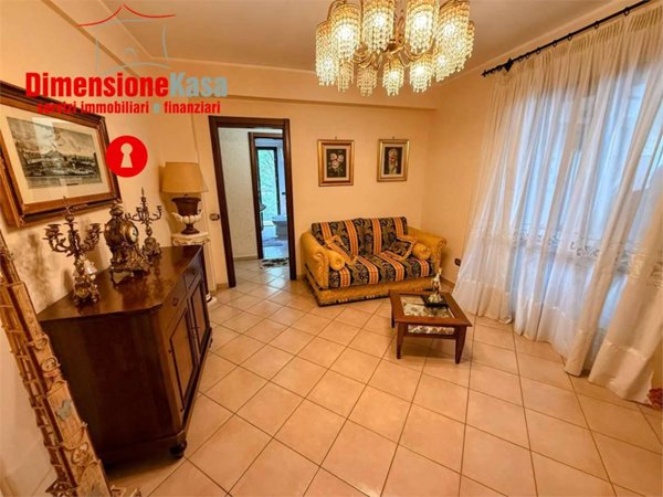 intera palazzina in vendita a Cimitile