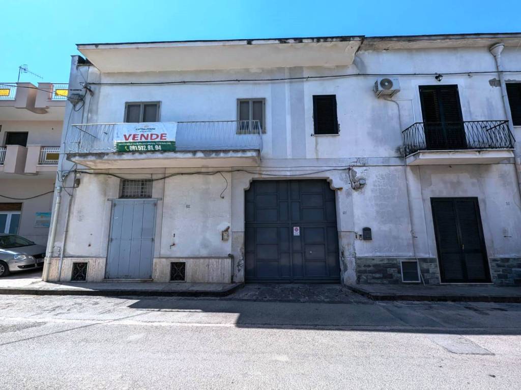 casa indipendente in vendita a Cimitile