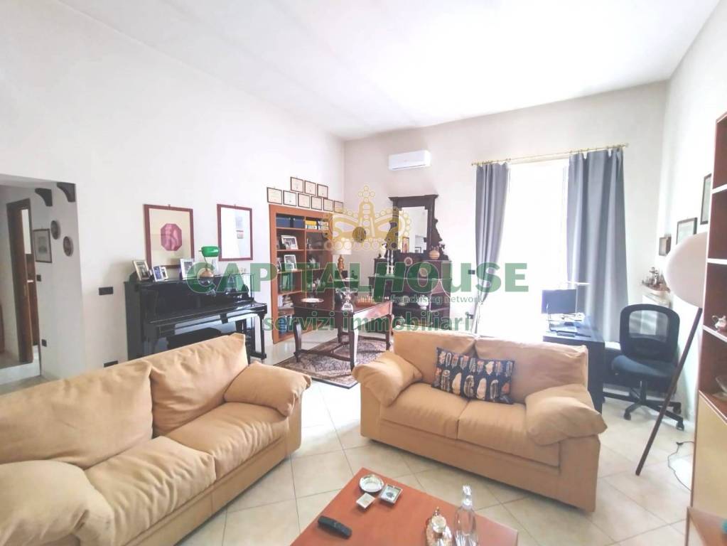 quadrivano in vendita a Cimitile