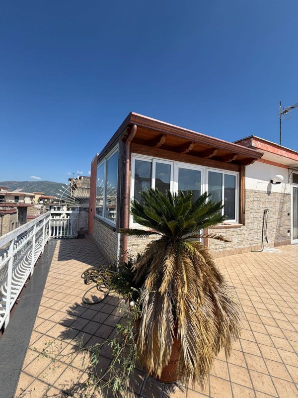 casa indipendente in vendita a Cimitile