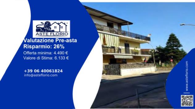 locale commerciale in vendita a Crispano