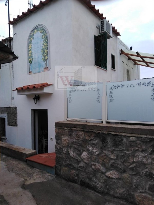 casa indipendente in vendita a Forio