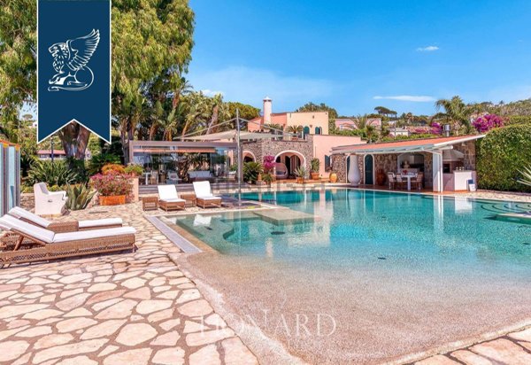 casa indipendente in vendita a Forio