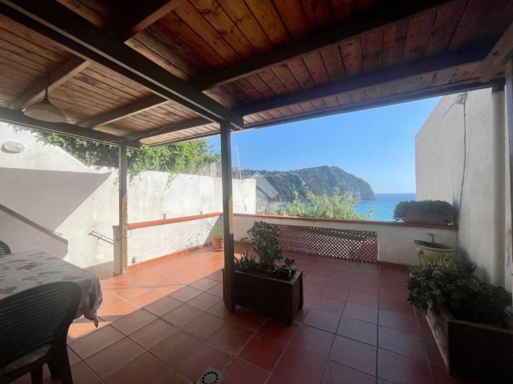 appartamento in vendita a Forio