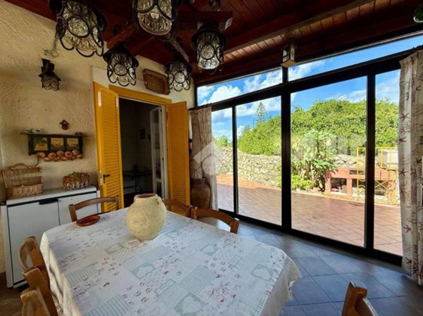 casa indipendente in vendita a Forio