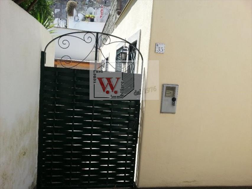 appartamento in vendita a Forio