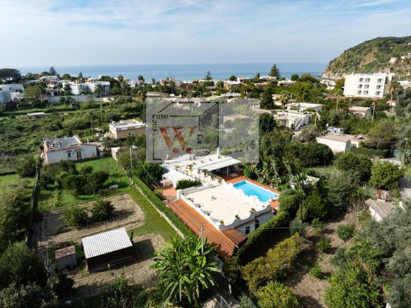 casa indipendente in vendita a Forio