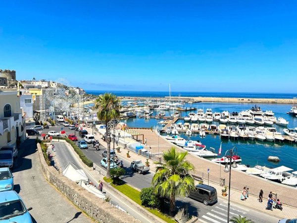 appartamento in vendita a Forio