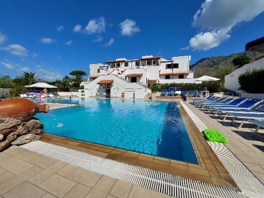 appartamento in vendita a Forio in zona Panza