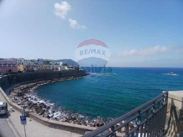 appartamento in vendita a Forio