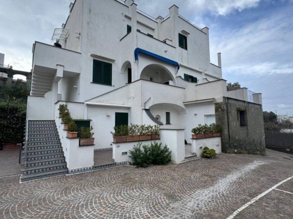 negozio in vendita a Forio