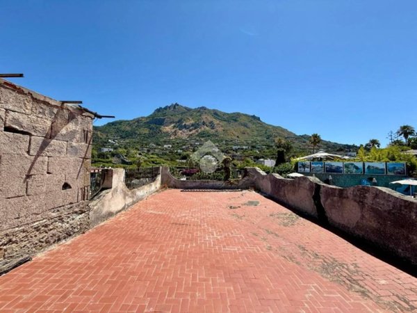 intera palazzina in vendita a Forio