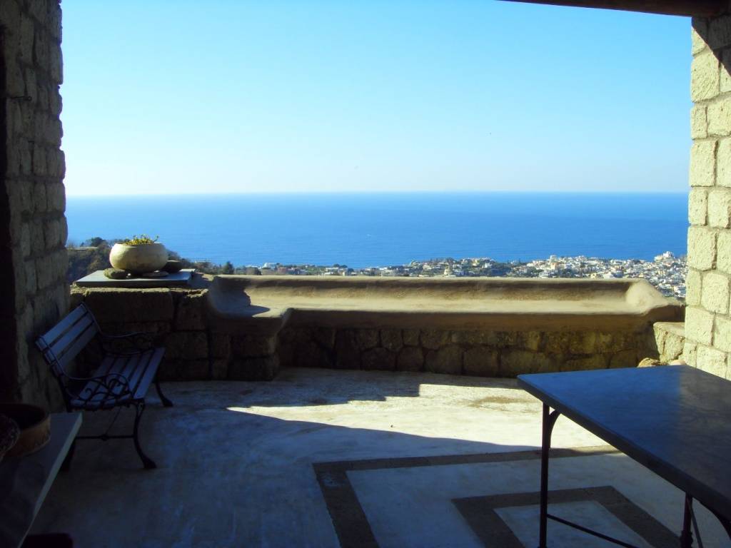 casa indipendente in vendita a Forio