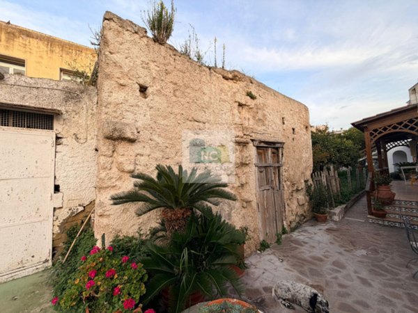 casa indipendente in vendita a Forio