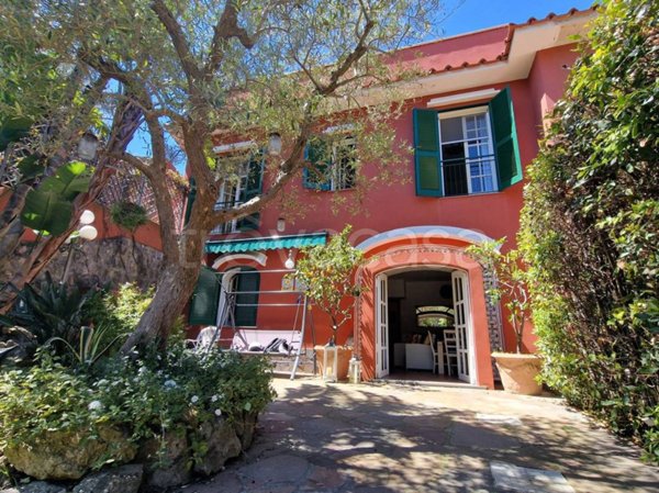 casa indipendente in vendita a Forio